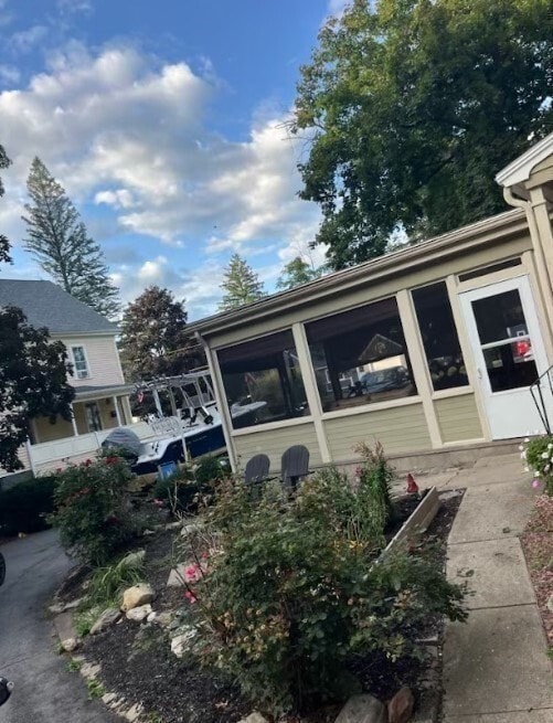 Building Photo - 6 Winter St