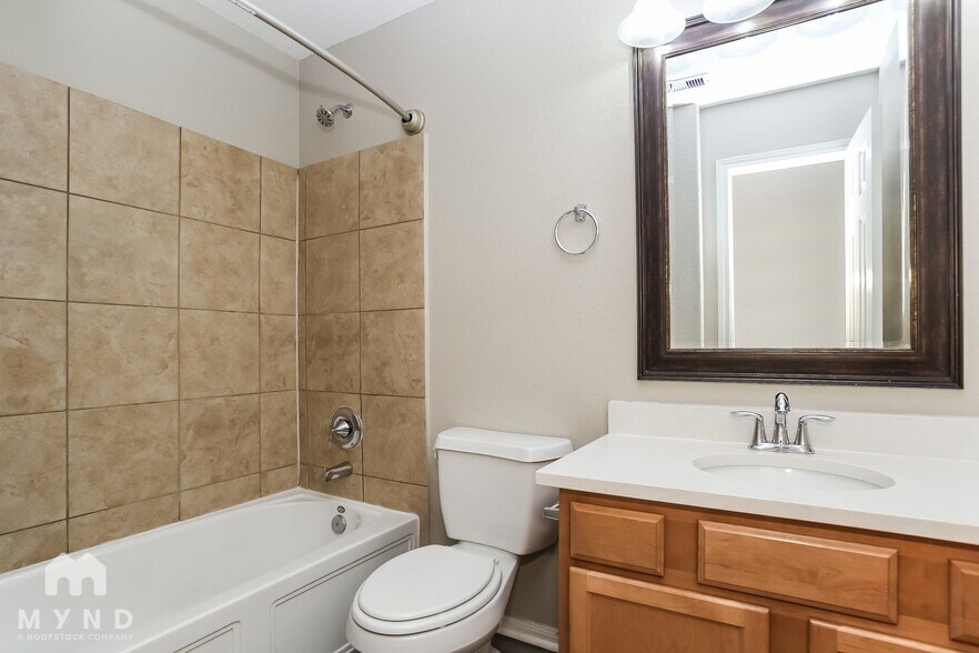 Building Photo - 21915 Colter Stone Dr