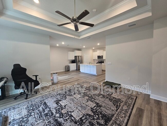 Building Photo - 4861 Sweetspire Dr