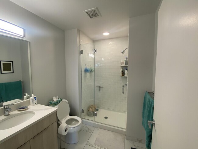 Building Photo - 9 Soden St