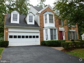 Building Photo - 8614 Oak Chase Cir