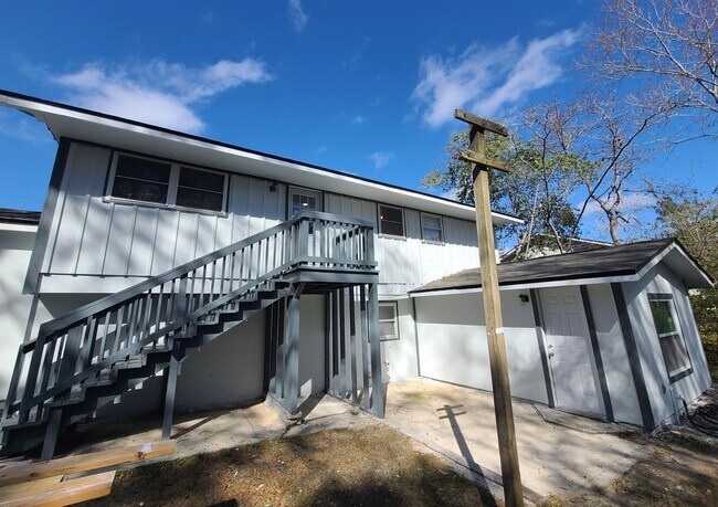 Building Photo - 5224 Roanoke Blvd