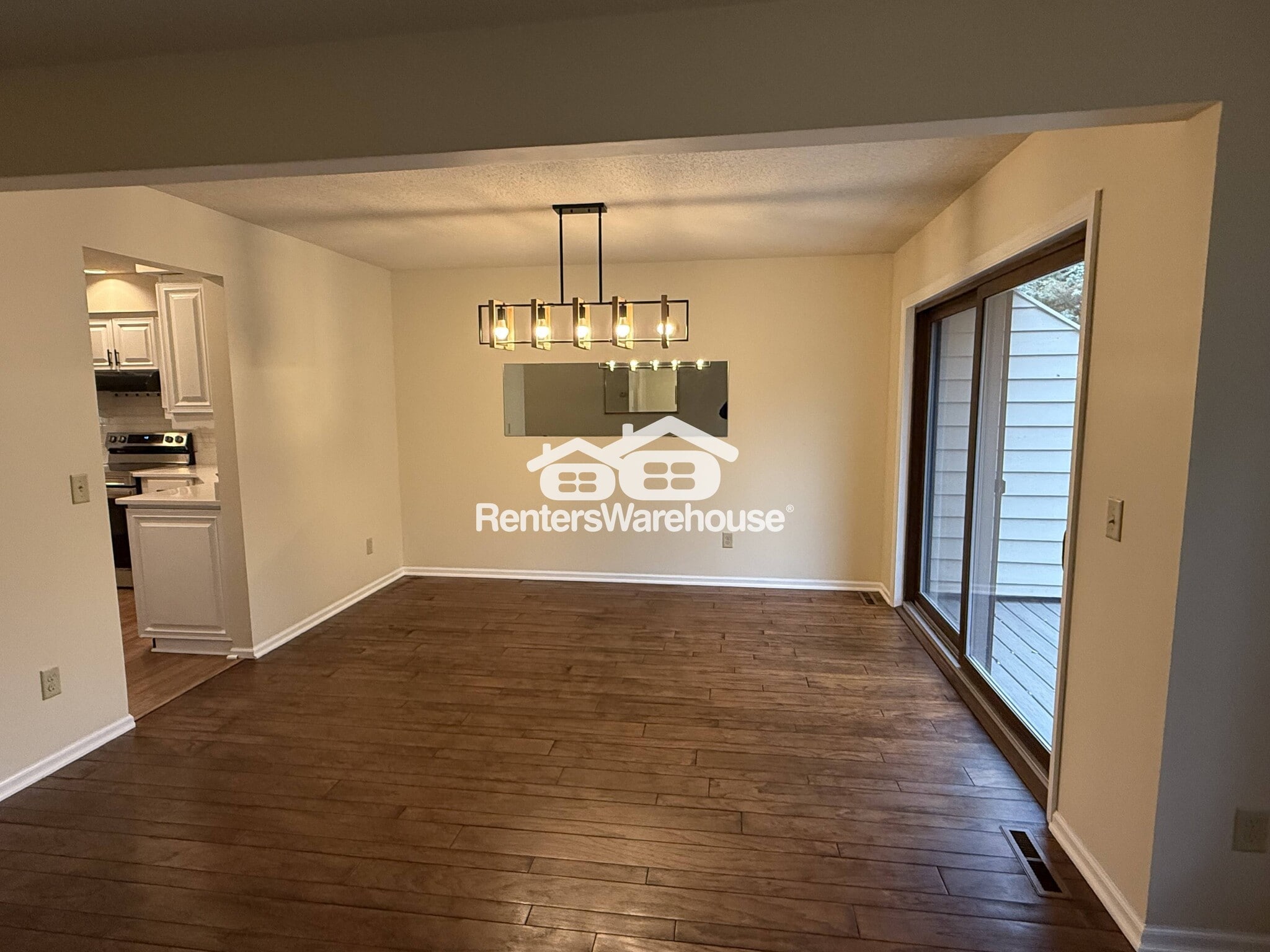 Building Photo - 7406 Cahill Rd