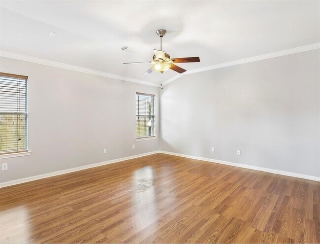Building Photo - 524 Cedar Branch Dr