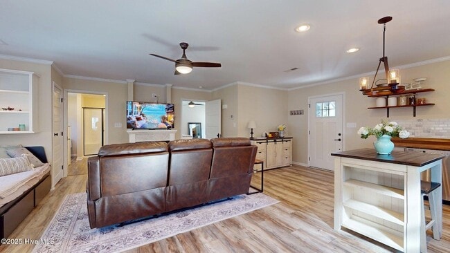 Building Photo - 202 Sheldon Rd