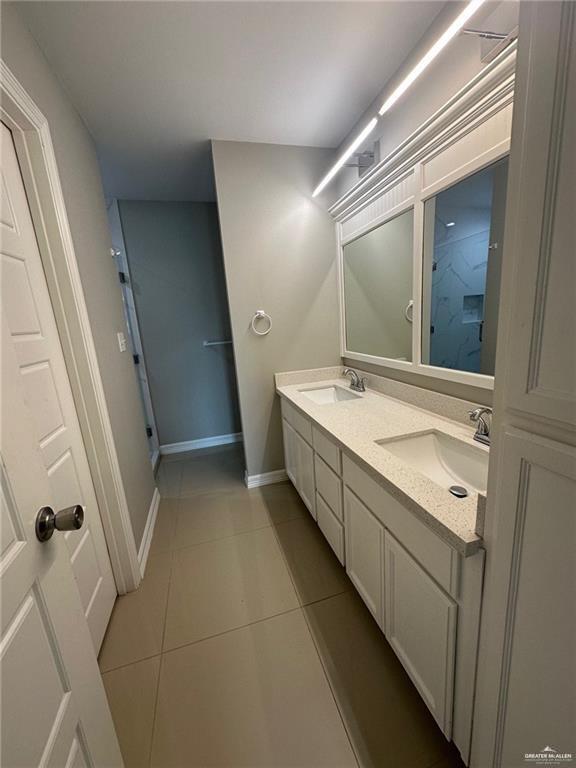 Building Photo - 11 Dove St