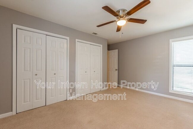 Building Photo - 505 Oakdale Rd NE