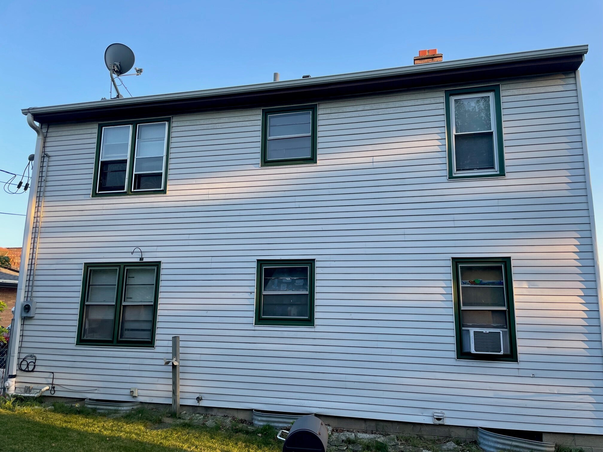 Building Photo - 6838 W Oklahoma Ave