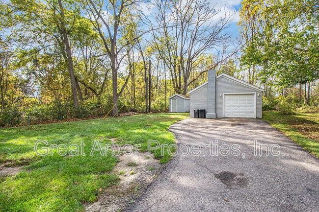 Building Photo - 1061 Centennial Ave