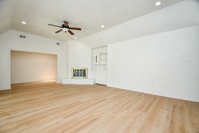 Building Photo - 7714 Teal Run Dr