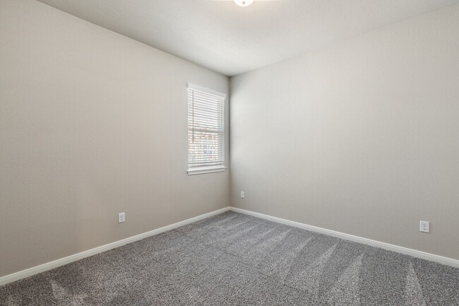 Building Photo - 1304 Elise Ave