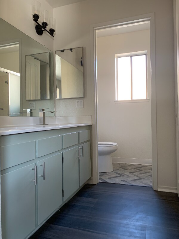 Building Photo - 13 Del Prado Cir