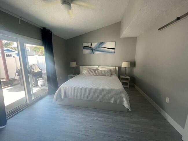 Building Photo - 354 Chandler St