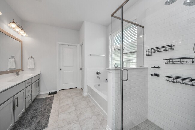 Building Photo - 1614 Sequoia Run Dr
