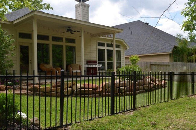 Building Photo - 1319 Eden Meadows Dr