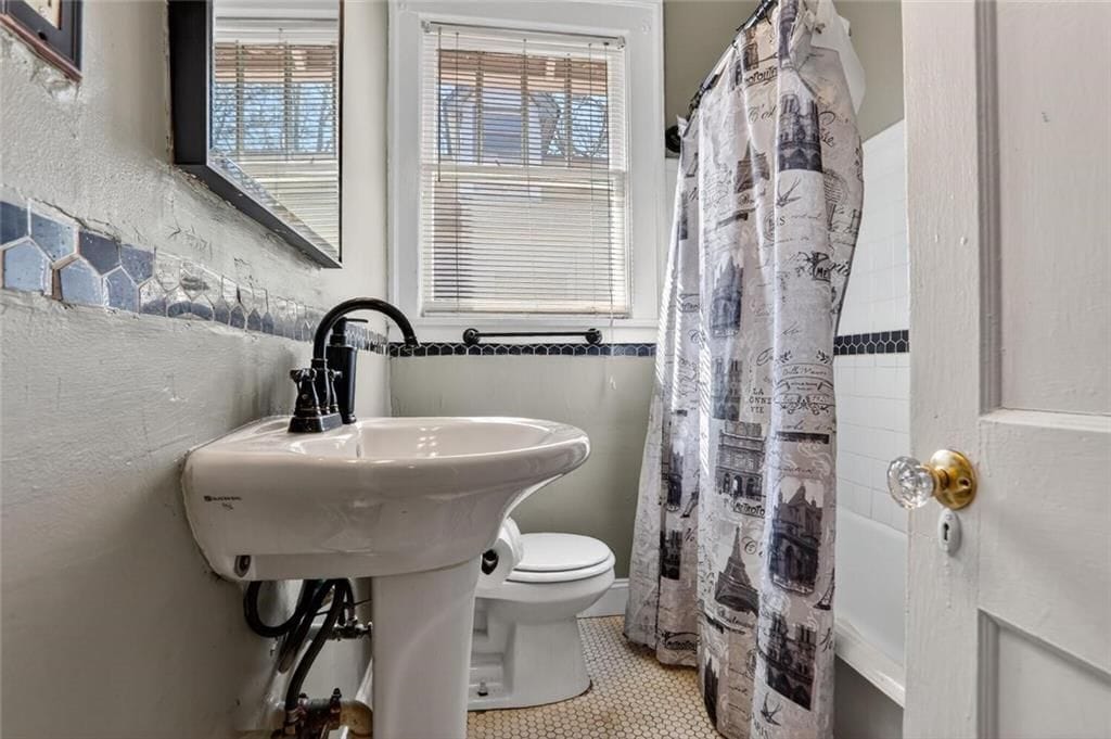 Building Photo - 203 Winter Ave