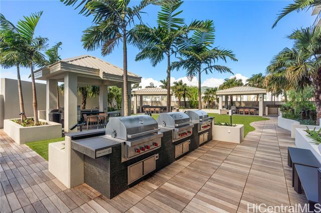 Building Photo - 1388 Kapiolani Blvd