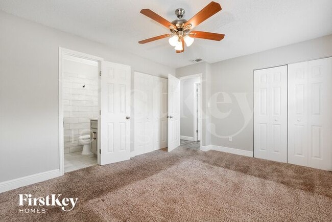 Building Photo - 1520 Tivoli Dr