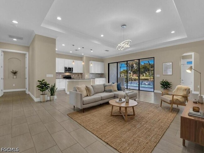 Building Photo - 10093 Avalon Lake Cir