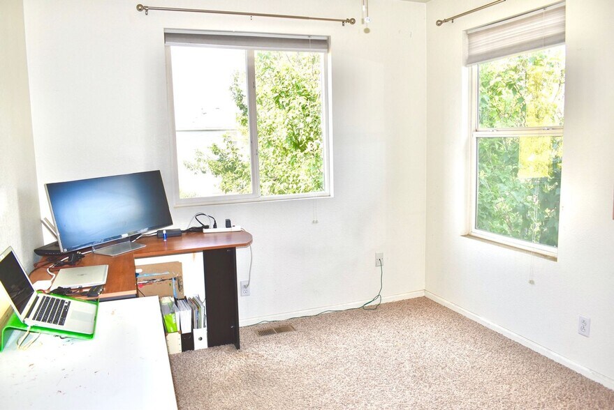 Building Photo - 10700 Kimblewyck Cir