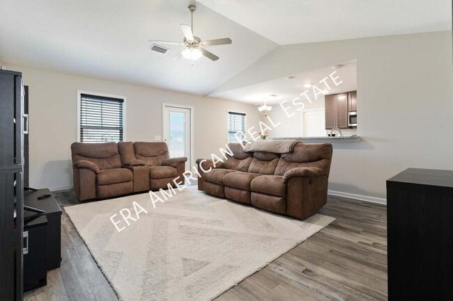 Building Photo - 6002 Colton Blaine Ct