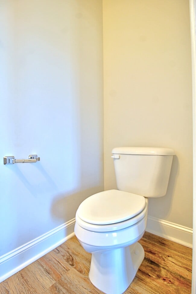 Building Photo - 106 Centennial Ct