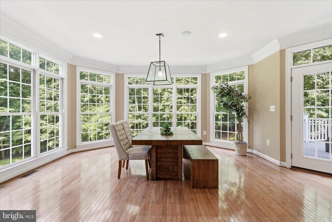 Building Photo - 5081 Wolf Run Shoals Rd