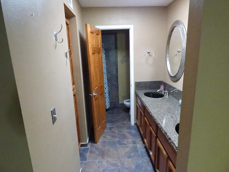 Building Photo - 7706 N Dreamy Draw Dr