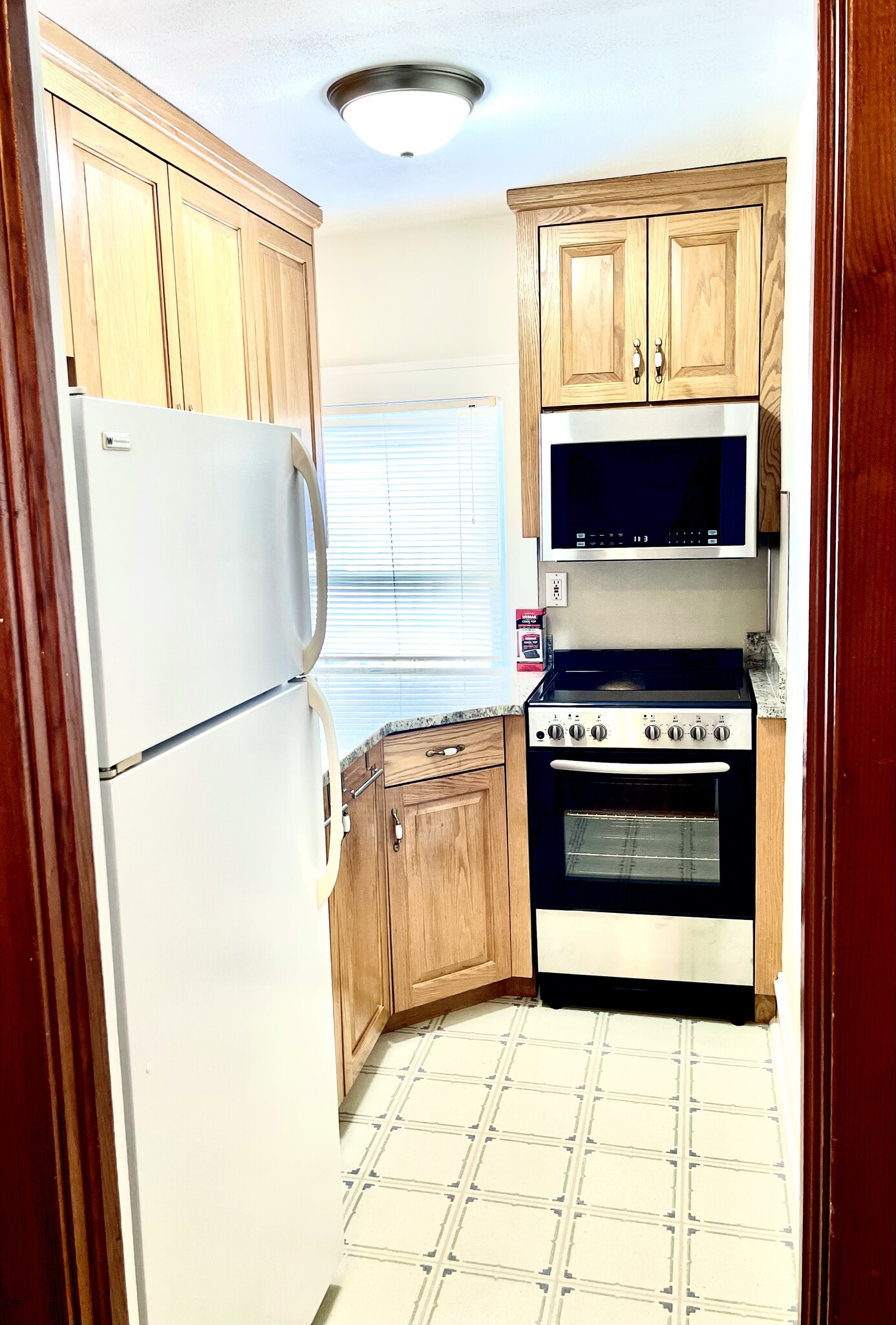 Kitchen - 50 Bretton Rd