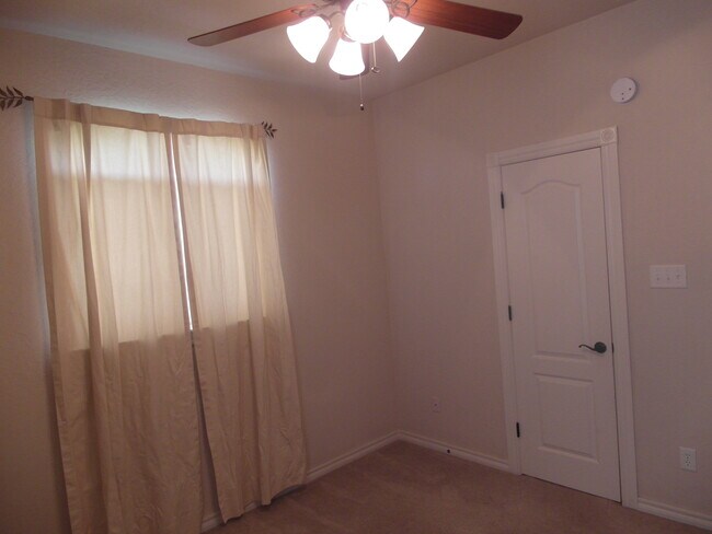 Building Photo - Beautiful Country Home in Cache, OK!!! NO ...