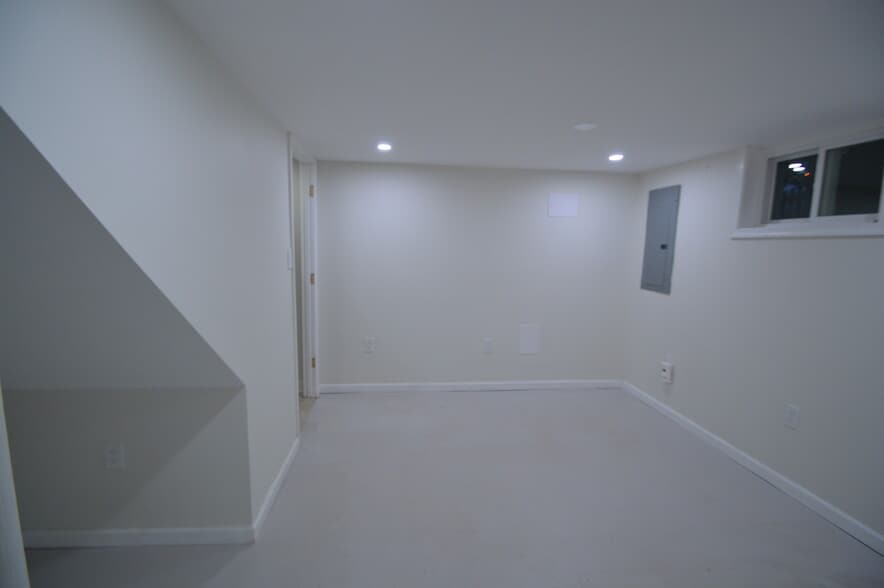 Building Photo - 4015 Roberts Rd