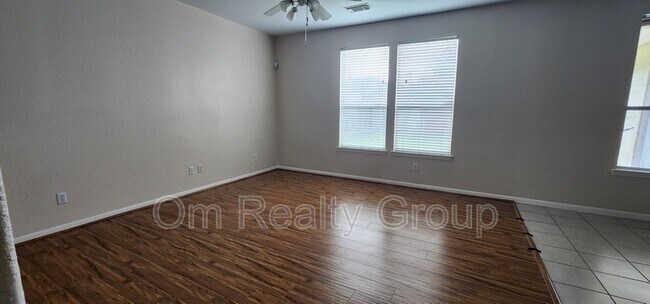 Building Photo - 9710 Fieldbloom Ln