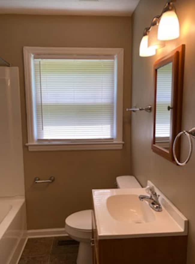 Building Photo - 436 Gary Hills Dr