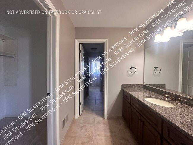 Building Photo - 1506 Galena-