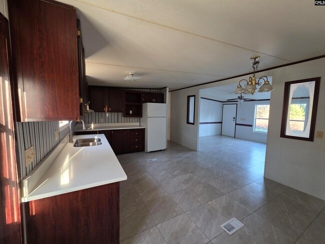 Building Photo - 135 Buckeye Ct