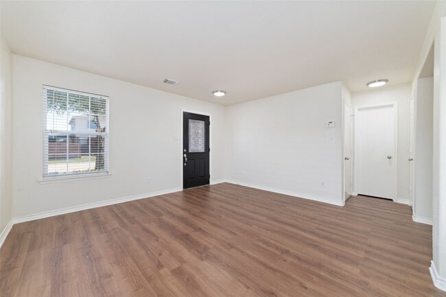 Building Photo - 8418 Village Rose Ln