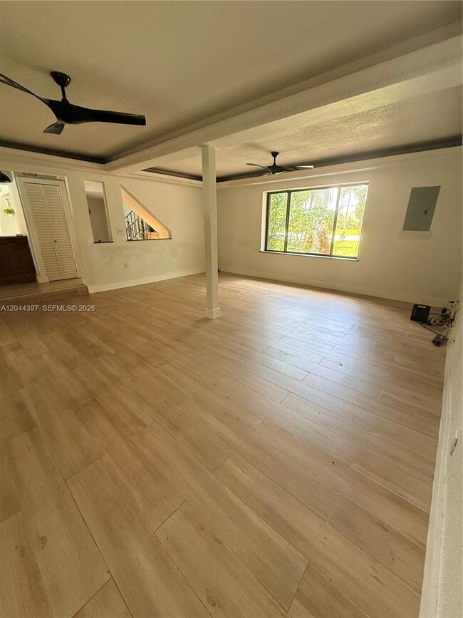 Building Photo - 20501 SW 50th Pl