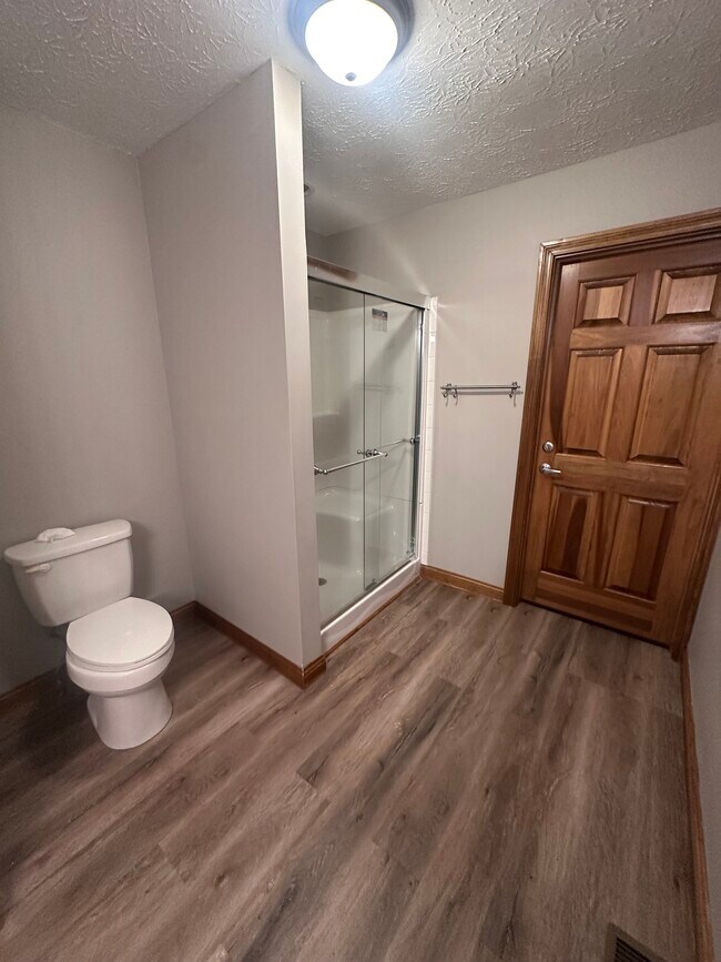 Building Photo - 1119 Kelly Rd