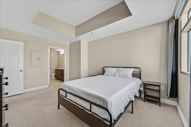 Building Photo - Luxury High-Rise Condo on Downtown Fremont Street!