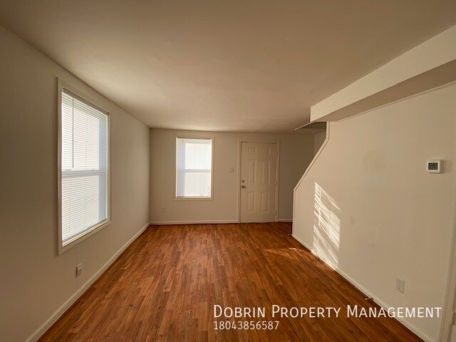 Building Photo - 1610 Tyler St