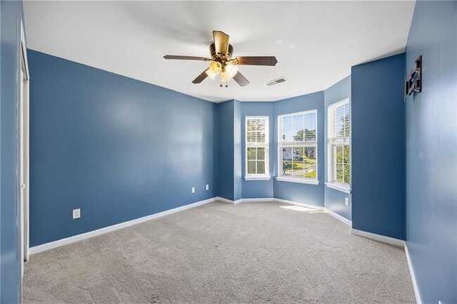 Building Photo - 1650 Huntcrest Way SW