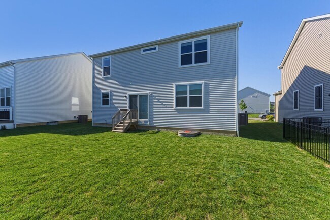 Building Photo - 1319 Theodore Dr