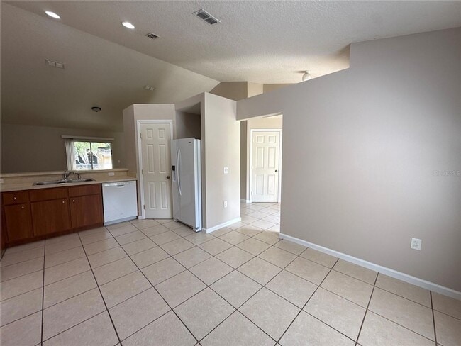 Building Photo - 88 Dogwood Dr Loop