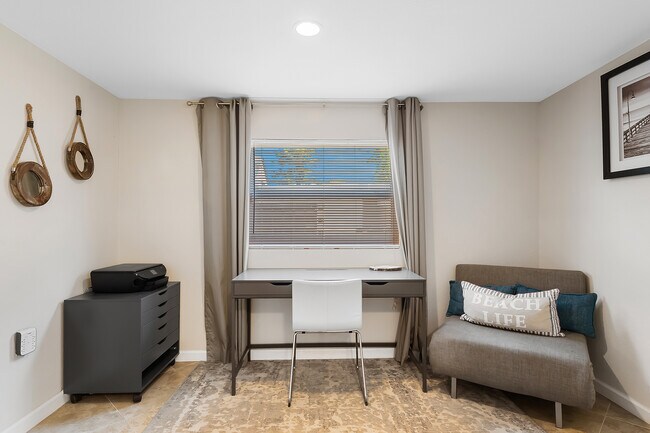 Master Bedroom - 2012 SW 4th Ave