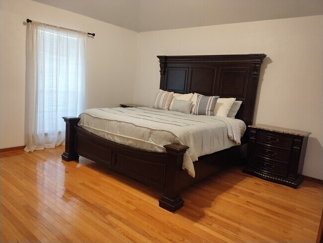 Building Photo - 4315 Genoa Rd