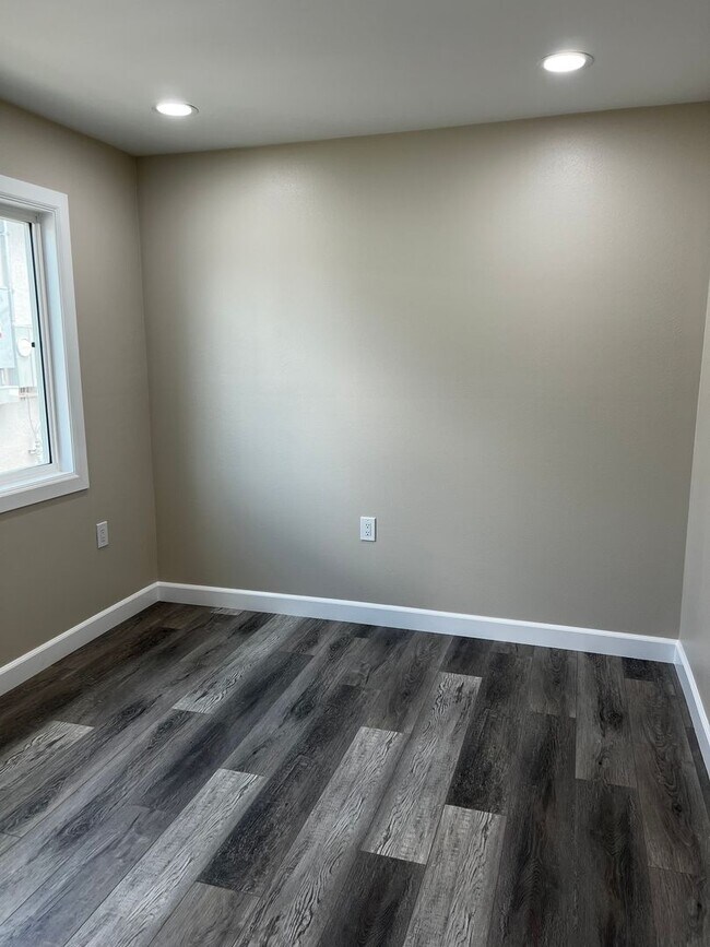 Building Photo - Brand New Three Bedroom and One Bath ADU House for Rent in Pico Rivera