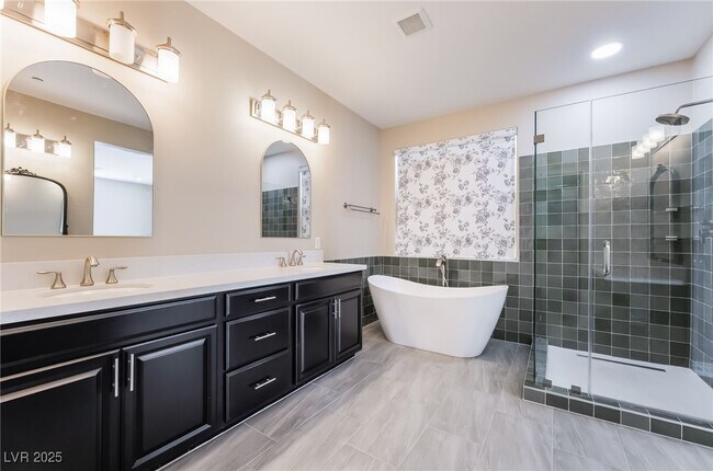 Building Photo - 1088 Via Alloro