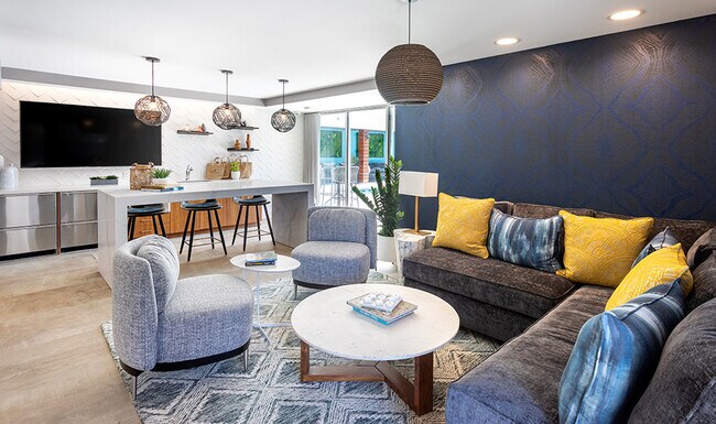 Building Photo - 616 Esplanade-SI FL2-ID440