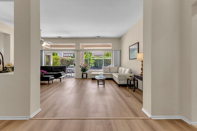Building Photo - 37468 Westridge Ave