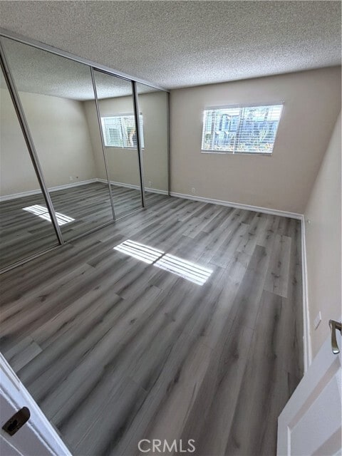 Building Photo - 931 W 19th St